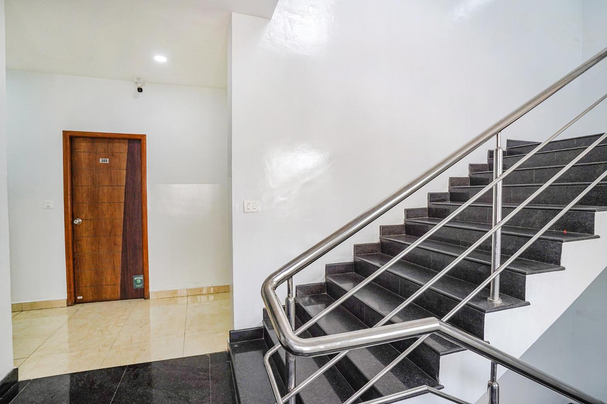 Fabhotel Rlv Green Palace - Nr Kengeri Satellite Town Bangalore Ngoại thất bức ảnh