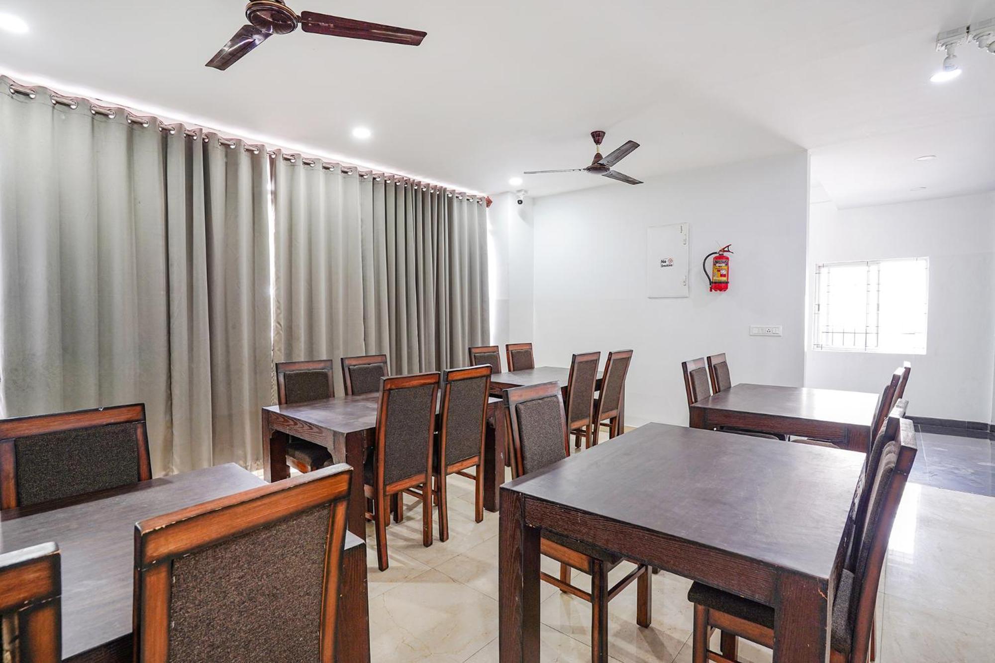 Fabhotel Rlv Green Palace - Nr Kengeri Satellite Town Bangalore Ngoại thất bức ảnh