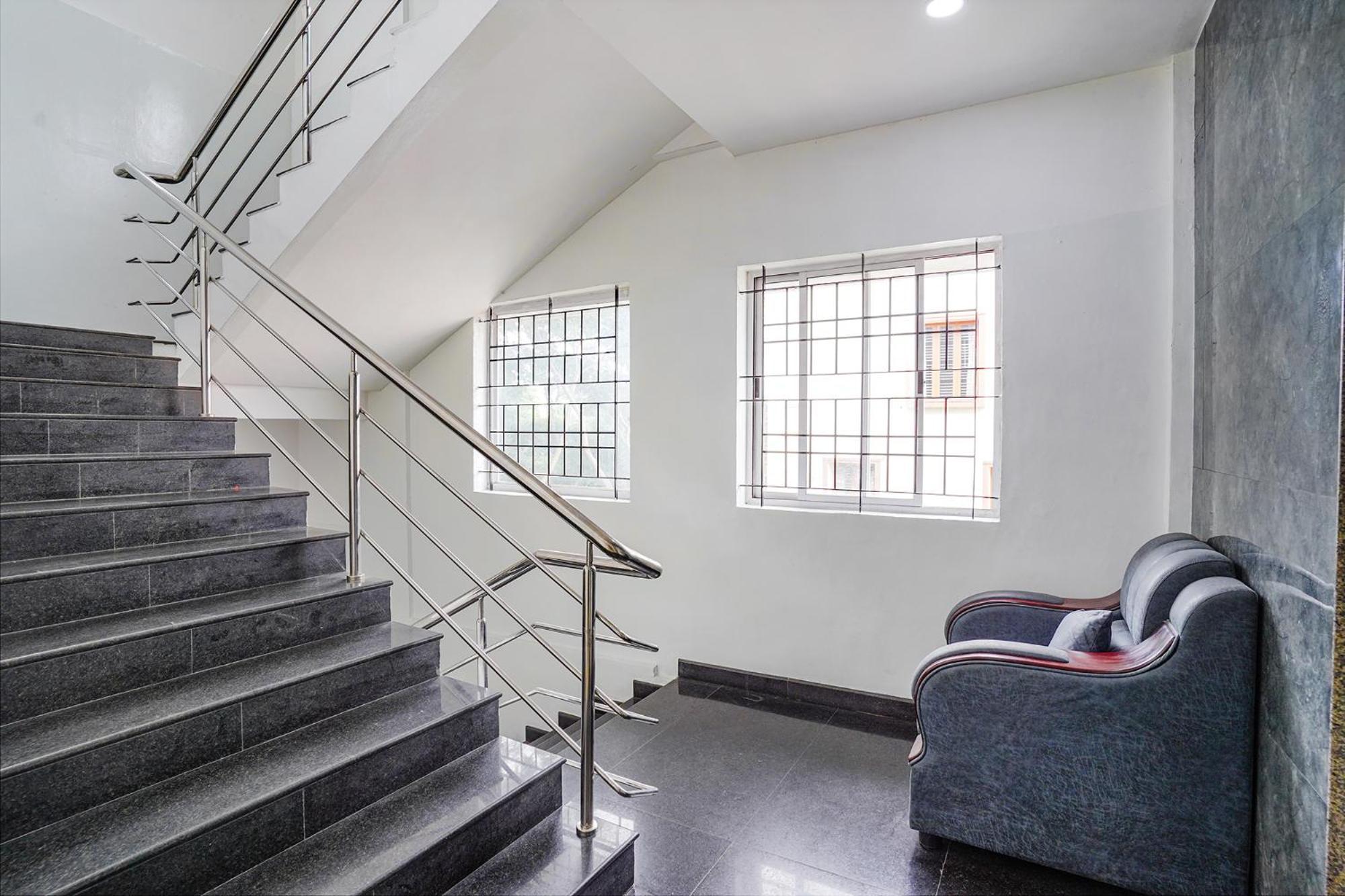 Fabhotel Rlv Green Palace - Nr Kengeri Satellite Town Bangalore Ngoại thất bức ảnh