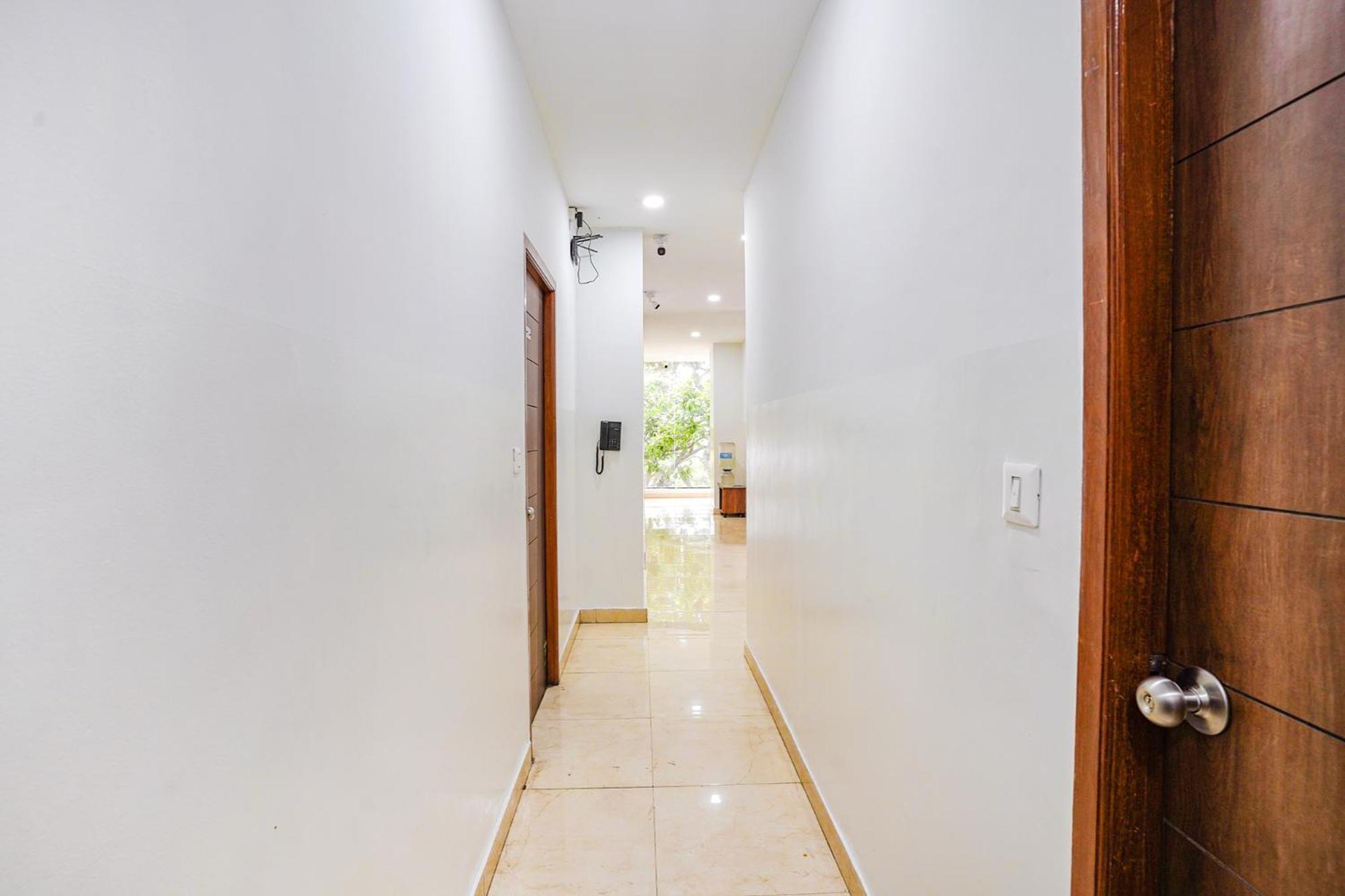 Fabhotel Rlv Green Palace - Nr Kengeri Satellite Town Bangalore Ngoại thất bức ảnh